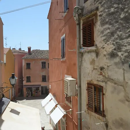 Charming And Tranquil Center Appartamento
